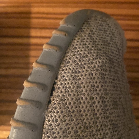 Yeezy sneakers - Picture 4 of 6